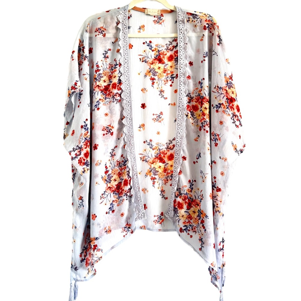 Altar'd State Floral Lace-Trim Kimono